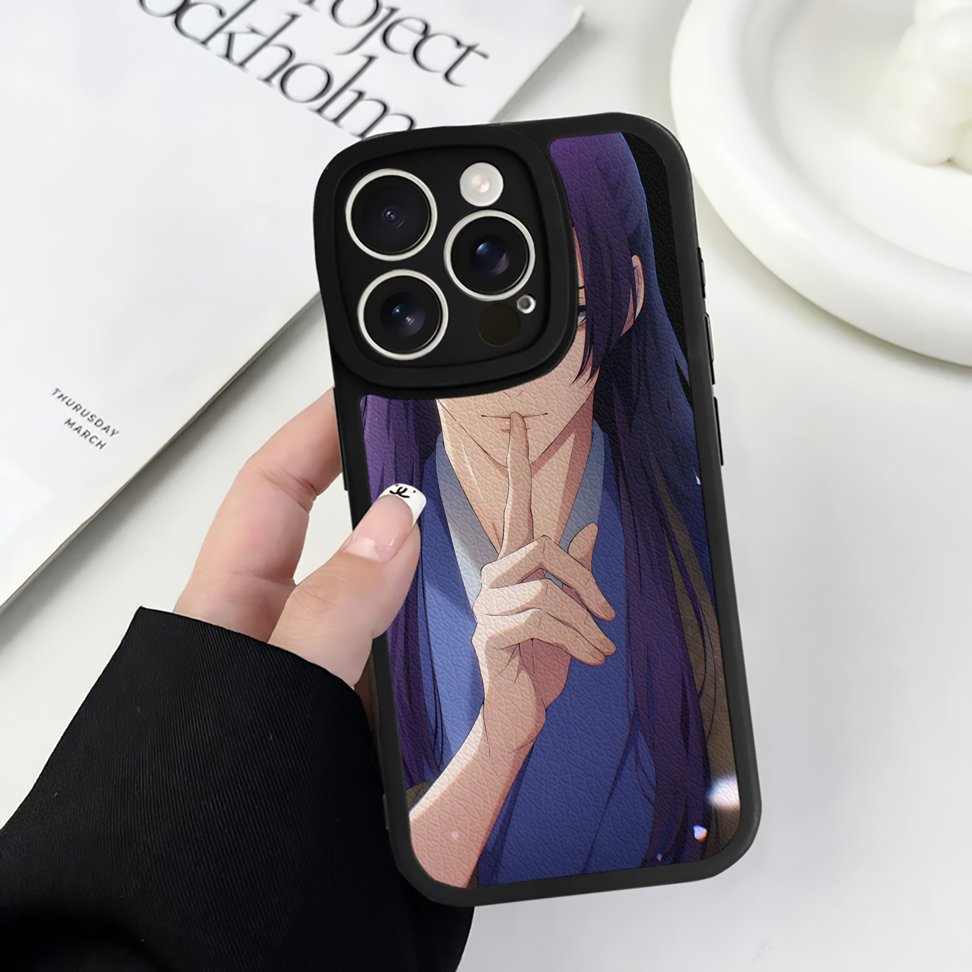 （画像用） 薬屋のひとりごと The Apothecary Diaries 【iPhone 16シリーズ対応】シリコンスマホケース（レザー調） 材質：シリコン